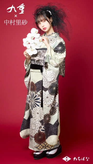 九重 × 中村里砂の振袖-白|成人記念の新作振袖ご紹介