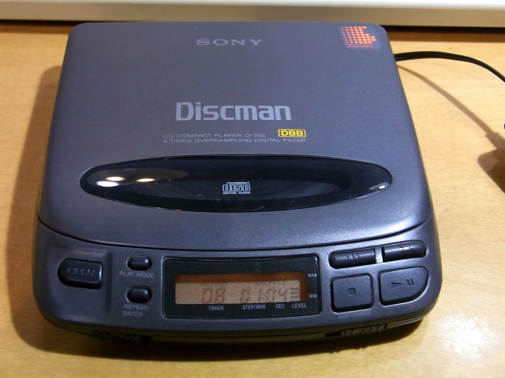 Sony Discman D-20 ポータブルCDプレーヤー SONY Discman ポータブルCD