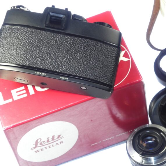 Leicaflex SL camera black chrome camera Sold with Leica 50/2