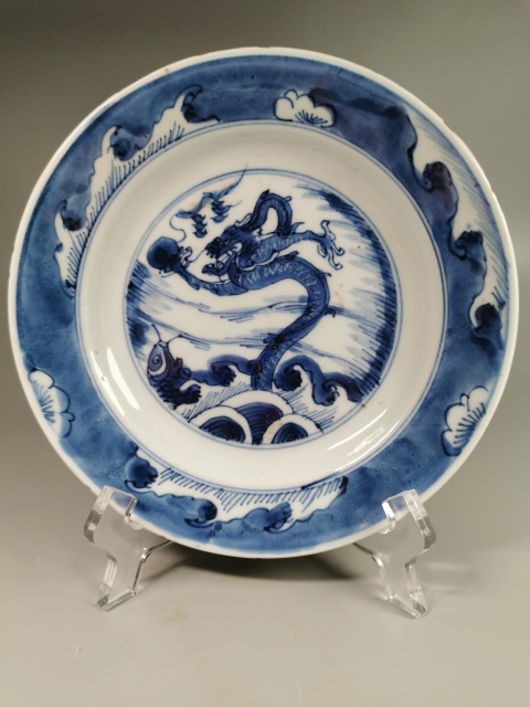 金*堂様 成化年造 清時代 哥窯雲龍図花瓶 中国