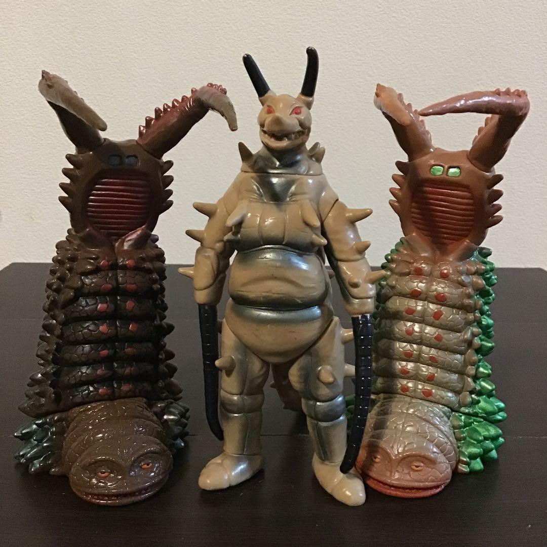 バンダイ　帰ってきたウルトラマン　怪獣12体セット　ソフビ