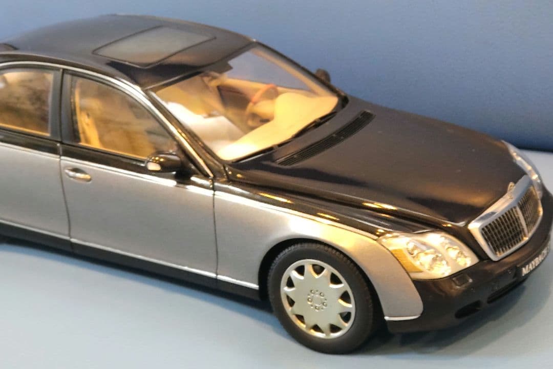 新品・未使用】AUTOart MAYBACH 57 1/18スケール - メルカリ