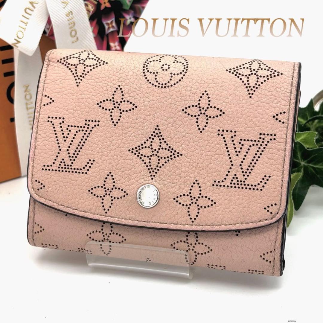 ルイヴィトン マヒナ ポルトフォイユ イリス コンパクト ピンク 二つ折り財布 LOUIS VUITTON（ルイ・ヴィトン） 二つ折り財布 レディース マヒナ