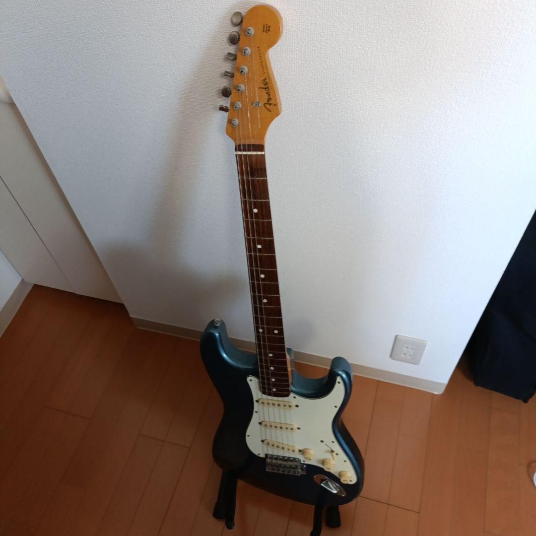 な*必様 Fender Stratocaster メタリックブルー な*必様 Fender Stratocaster メタリックブルー Classic ホビー・楽器