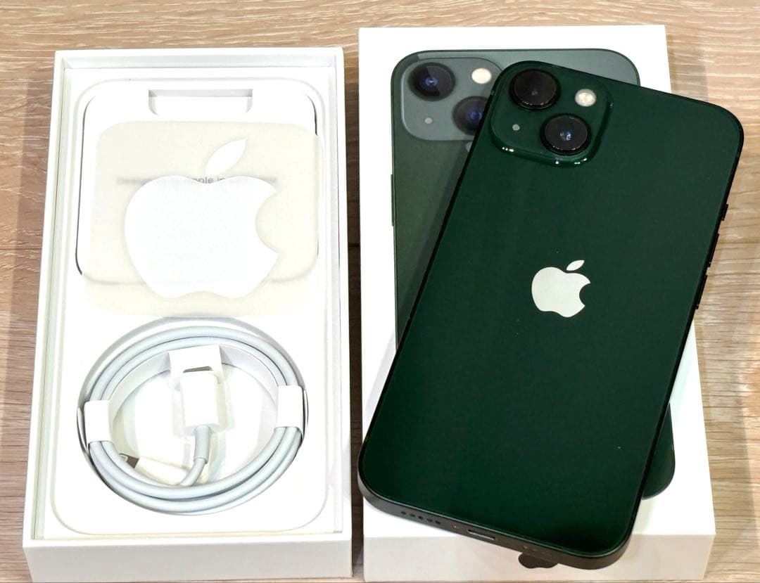 【即日発送】美品iPhone13 グリーン256GB SIMフリー 付属品新品 iPhone 13 新品未使用 iPhone13 256GB [グリーン/Green] SIMフリー