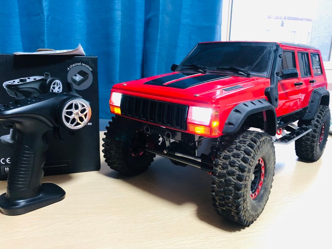 ラジコン　クローラー　クローラーラジコン Amazon.co.jp: PANDA HOBBY RCロッククローラー 4x4 RCクローラー 1/18