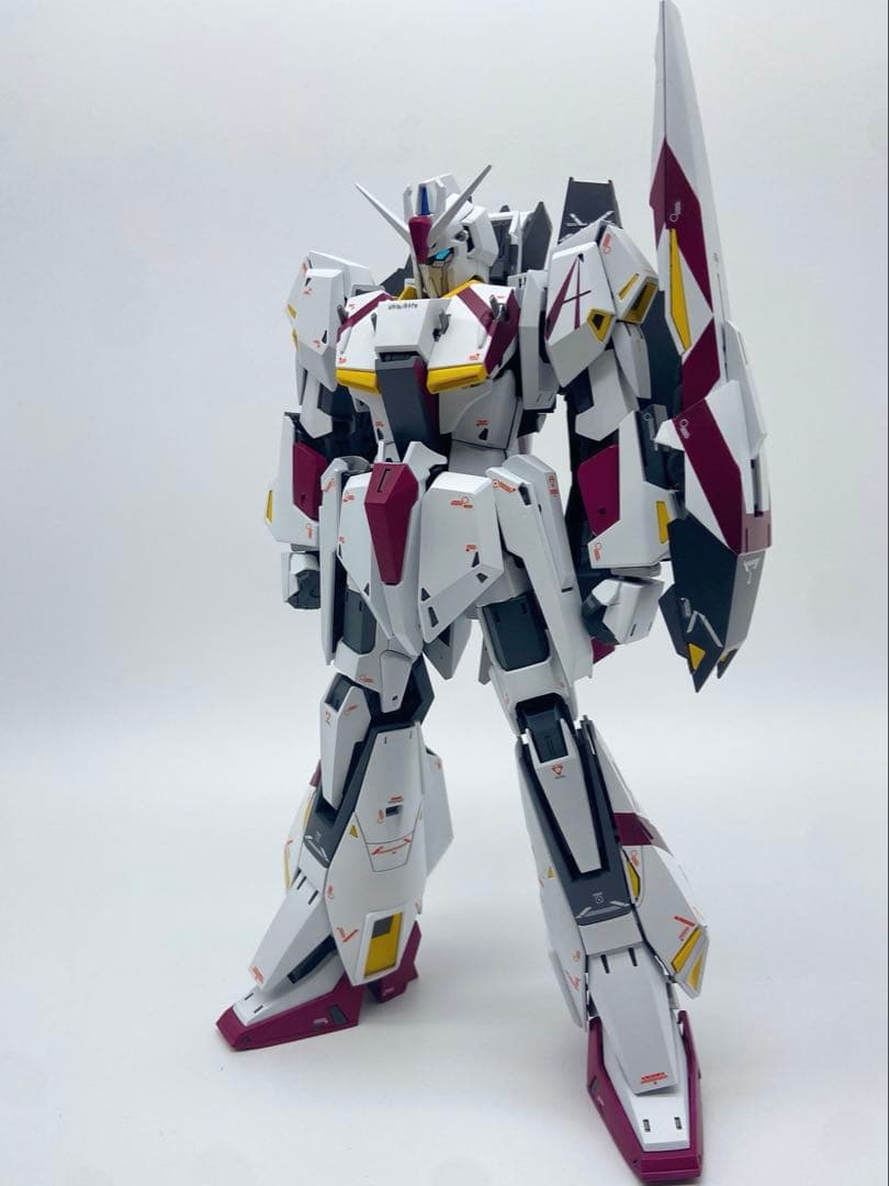 MG 1/100 ゼータガンダム Ver.Ka zガンダム3号機　全塗装完成品 MG 1/100 ゼータガンダム Ver.Ka zガンダム3号機 全塗装完成品 - メルカリ