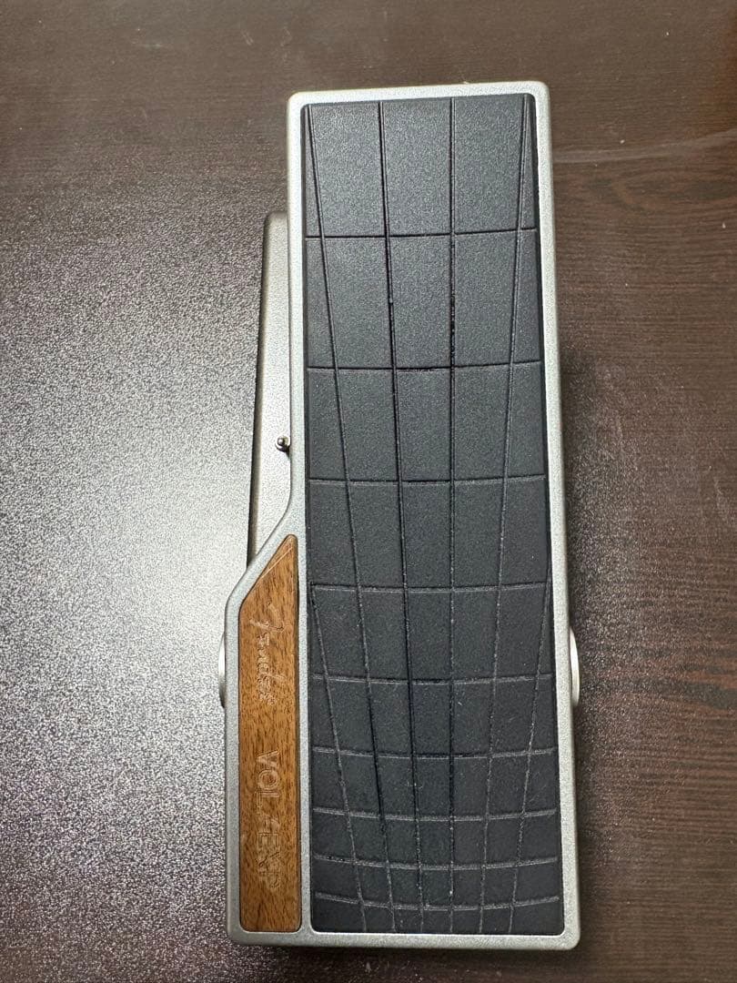 ギター Fender TREAD-LIGHT VOL/EXP PEDAL Fender Tread-Light Volume/Expression エフェクター アナログ
